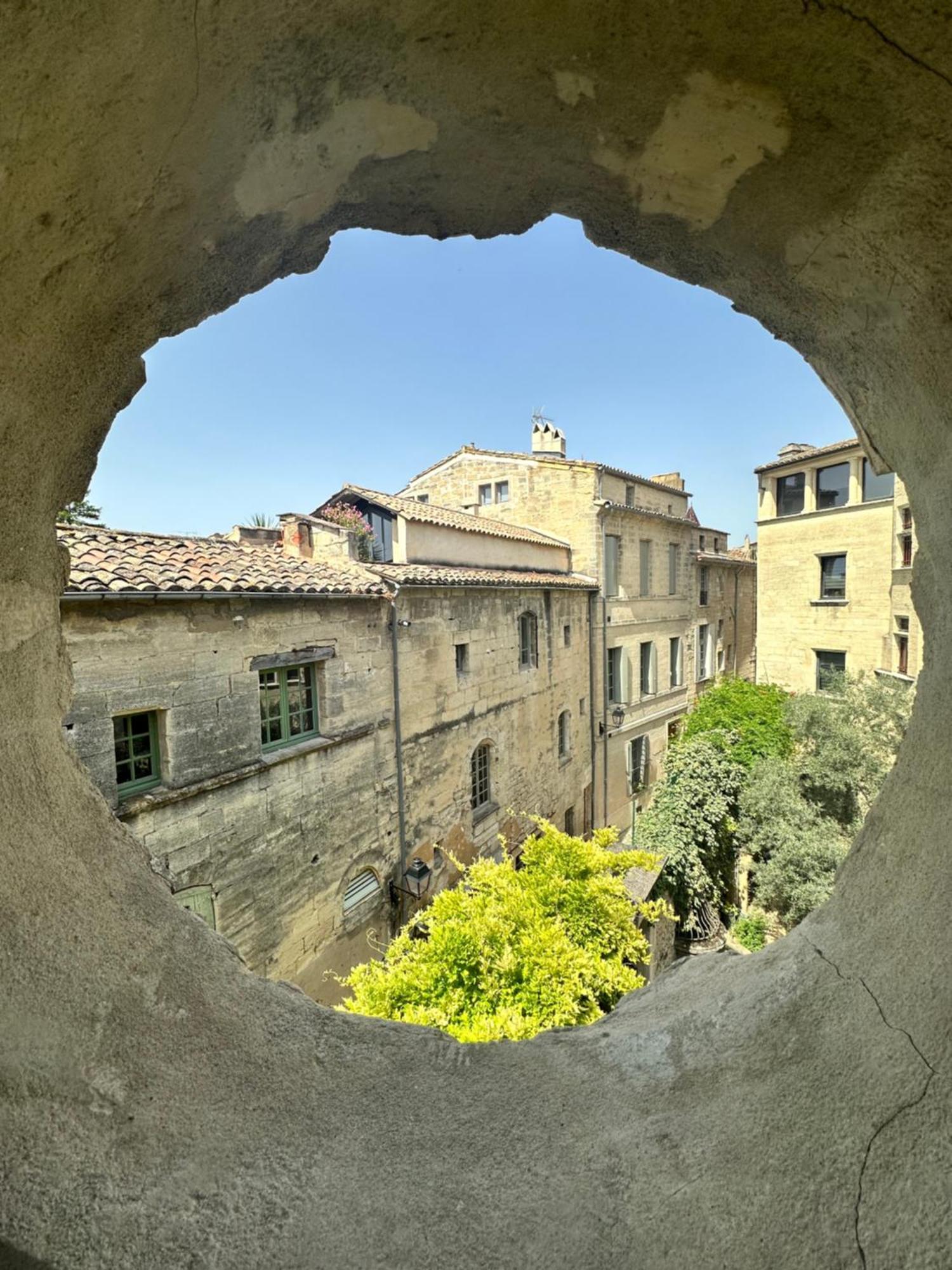 Le Grand Castille Uzes Luaran gambar